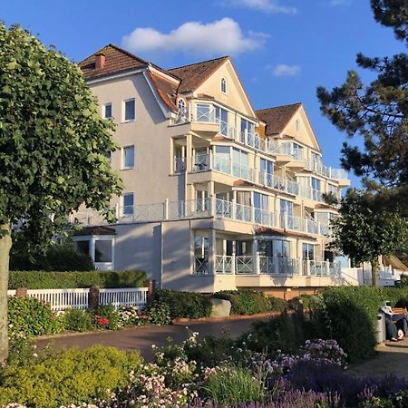 Strandhotel 1 Laboe Buitenkant foto