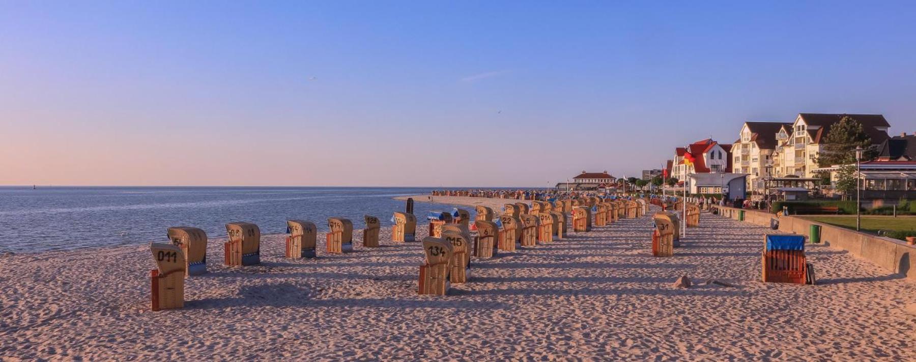 Strandhotel 1 Laboe Buitenkant foto