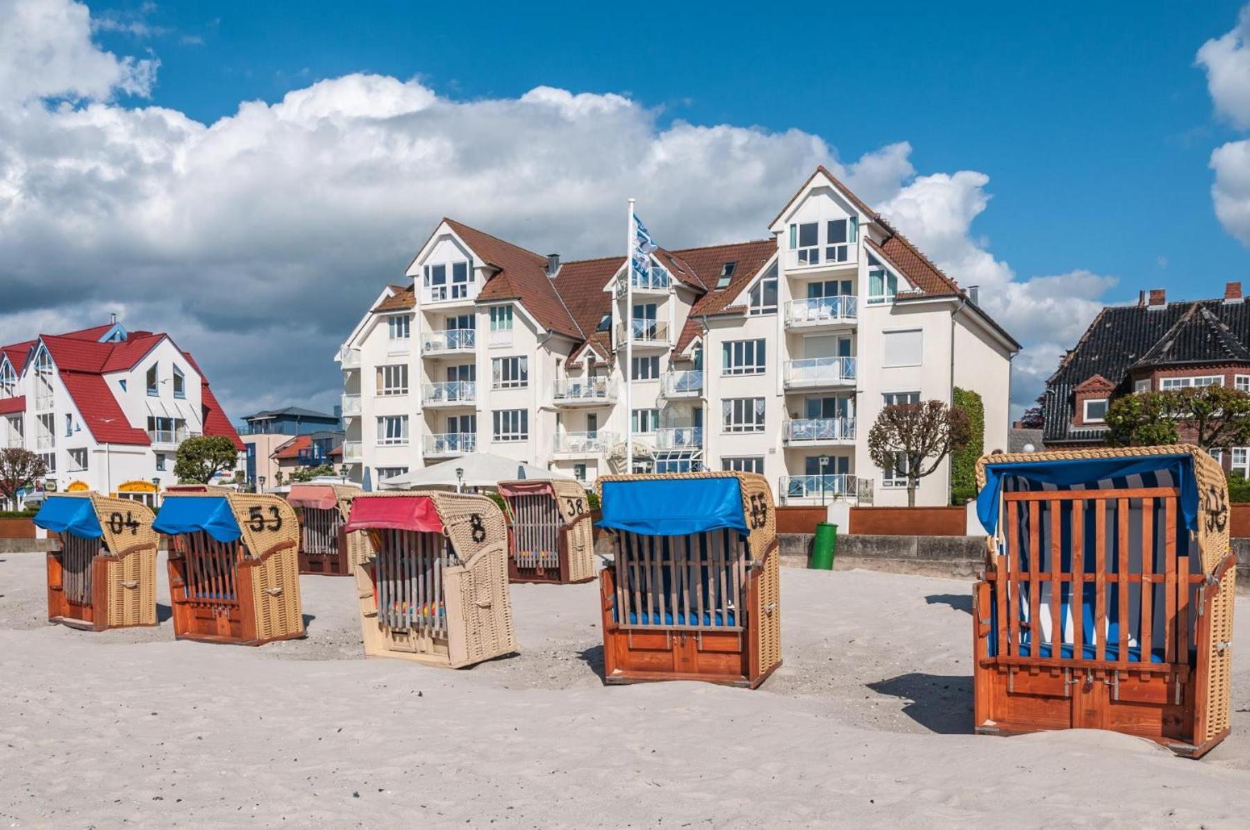 Strandhotel 1 Laboe Buitenkant foto