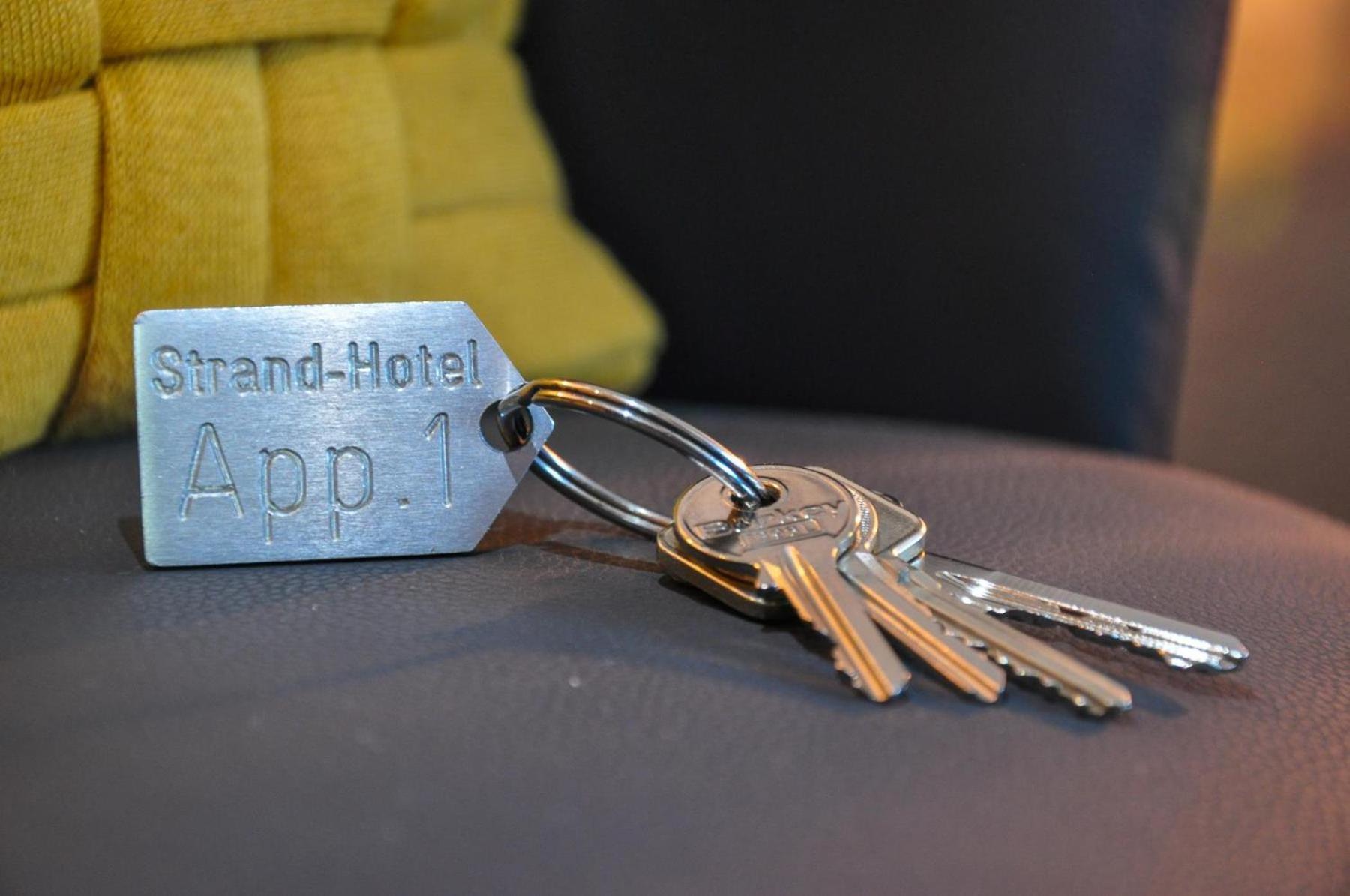 Strandhotel 1 Laboe Buitenkant foto